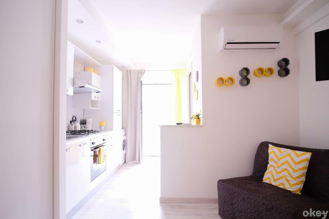Charme & Chic Studios - Bari Centro Exterior photo